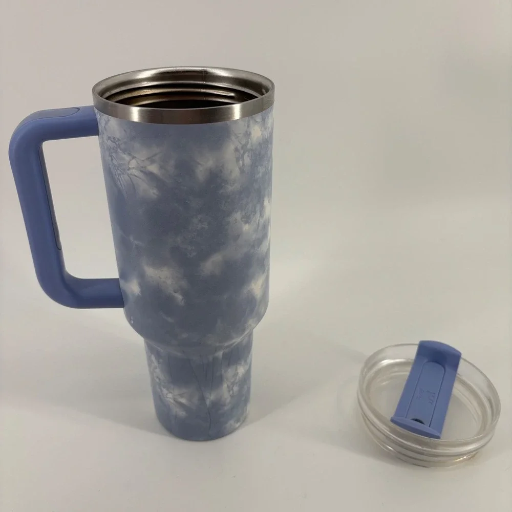 Stanley Quencher H2.0 Tumbler Unisex 40oz Blue Tie Dye Marble Insulated